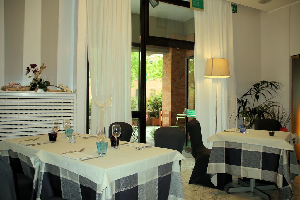 Hotel Salera Asti Dış mekan fotoğraf