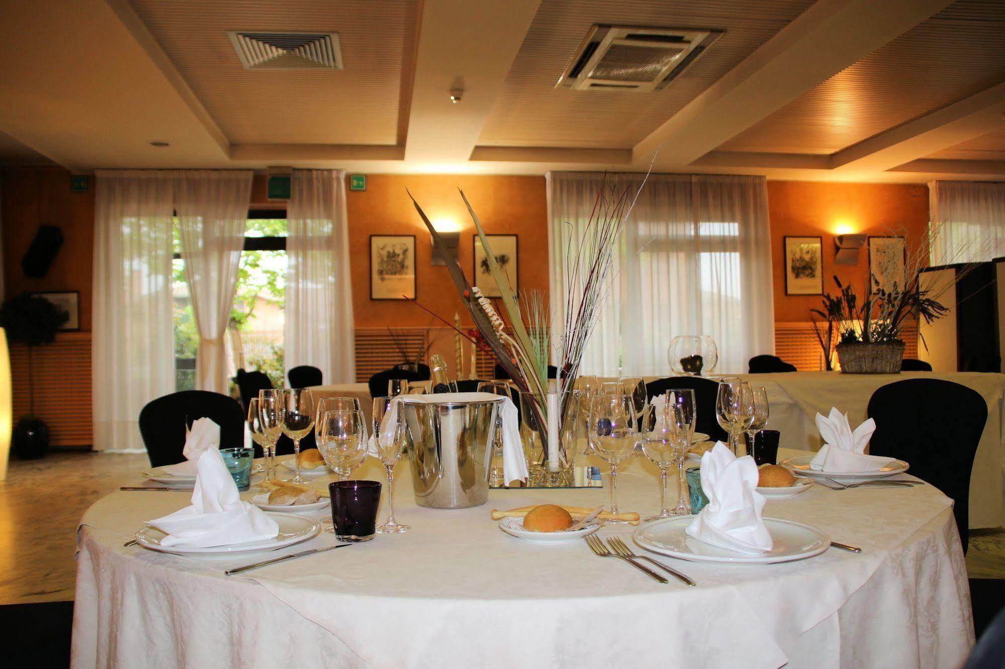 Hotel Salera Asti Dış mekan fotoğraf