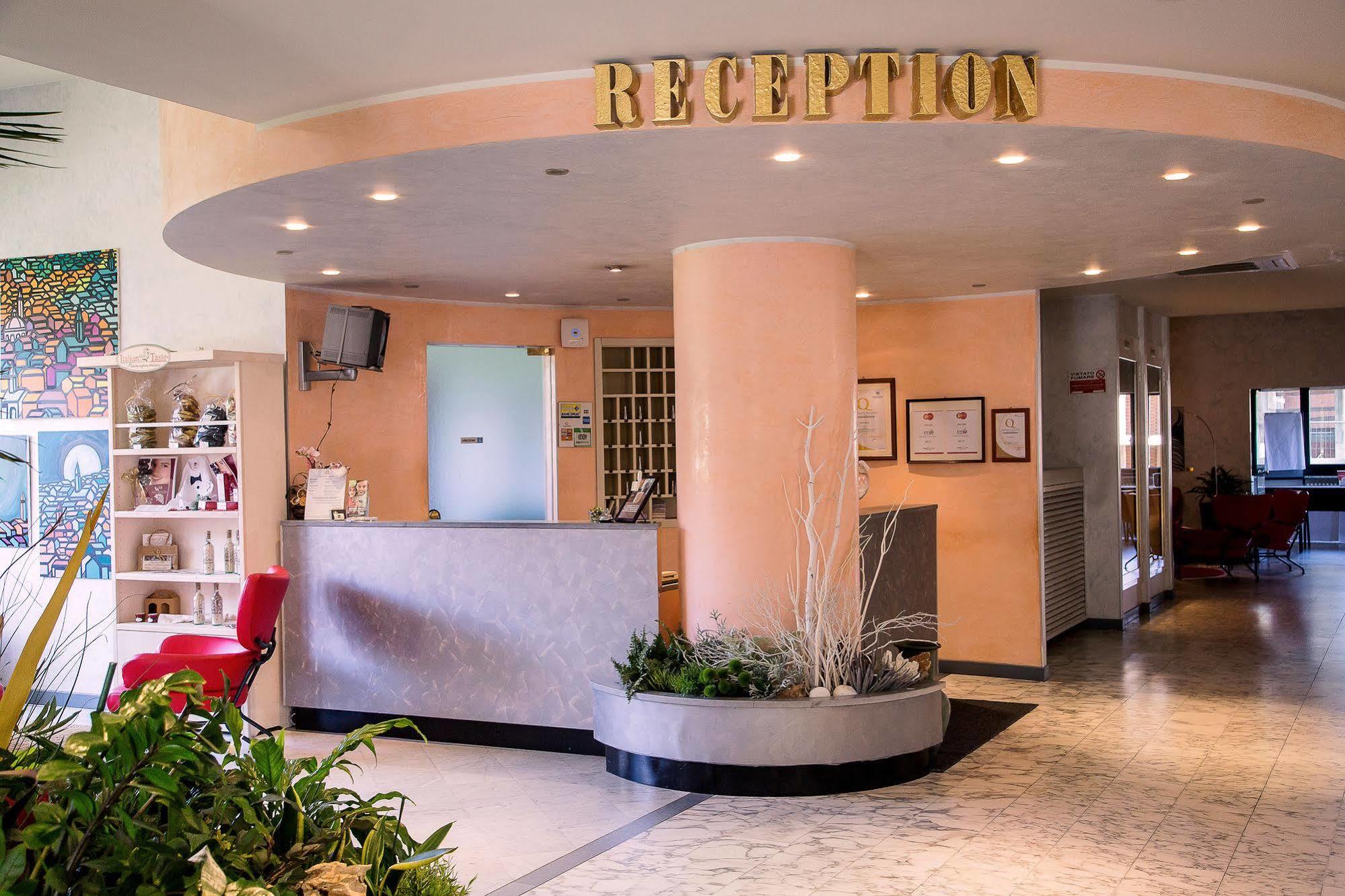 Hotel Salera Asti Dış mekan fotoğraf